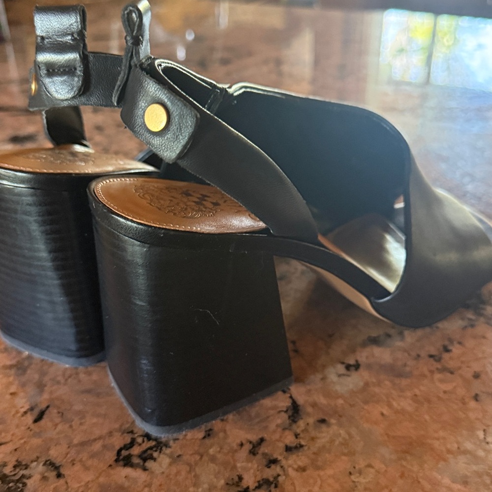 Vince Camuto VP Salaweigh Black Leather Slingback block Heels size 10 - Picture 4 of 10
